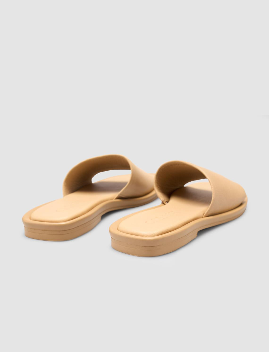 100% Genuine Leather Beige Women's Slippers