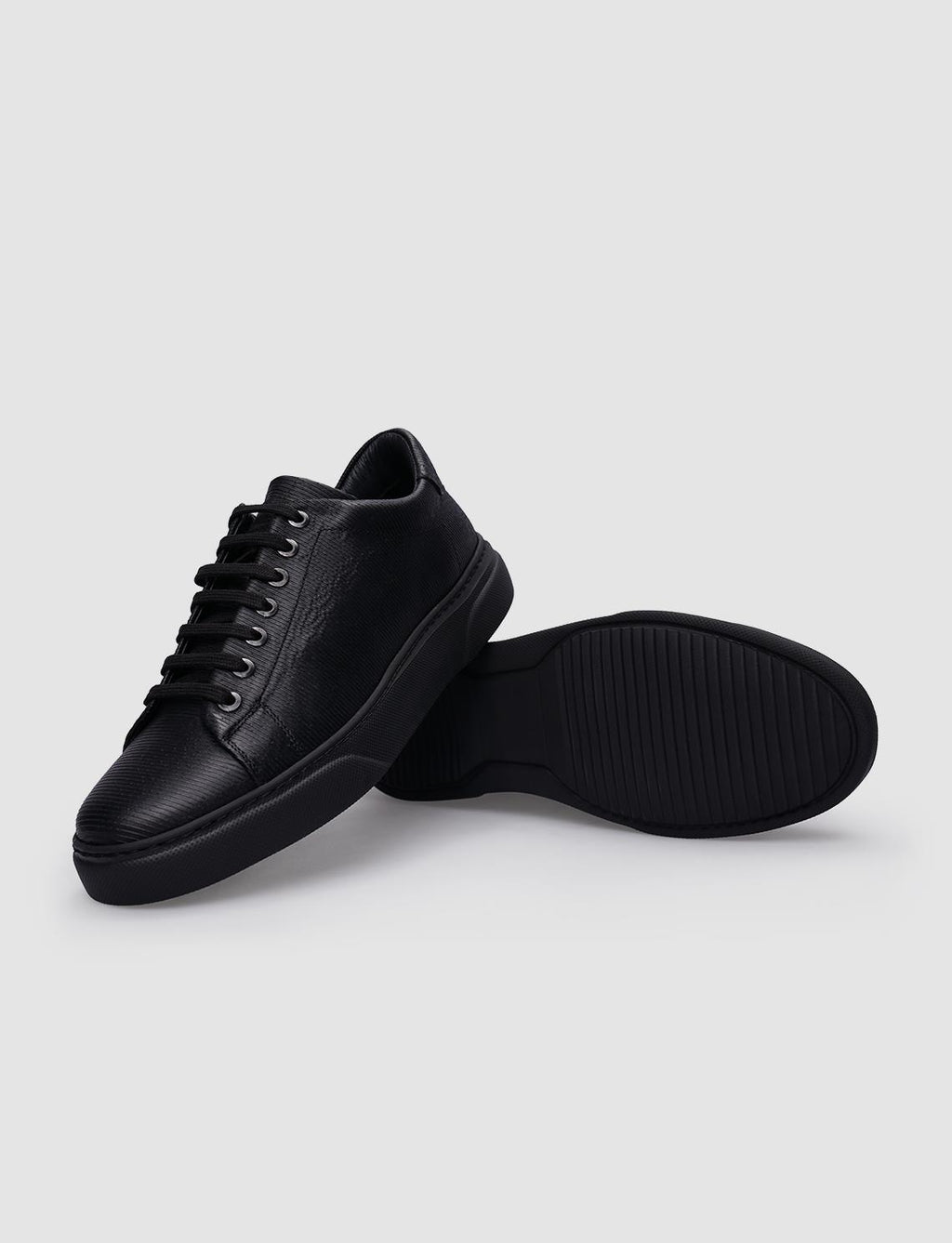 100% Genuine Leather Black Patterned Lace-up Men's Athletic Shoes
