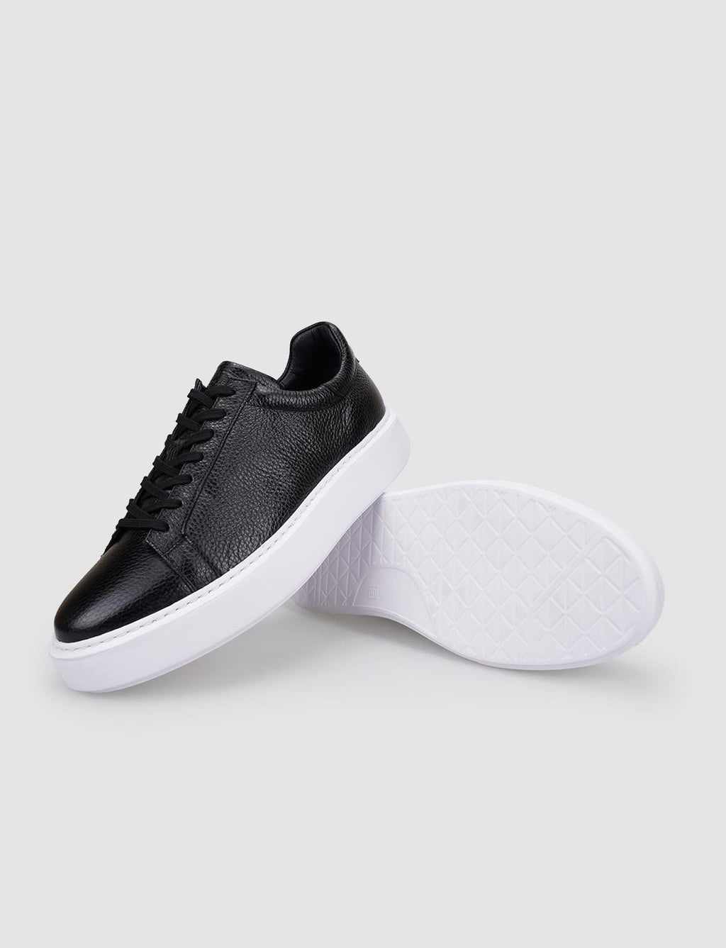 100% Genuine Leather Black Lace-up Men's Athletic Shoes