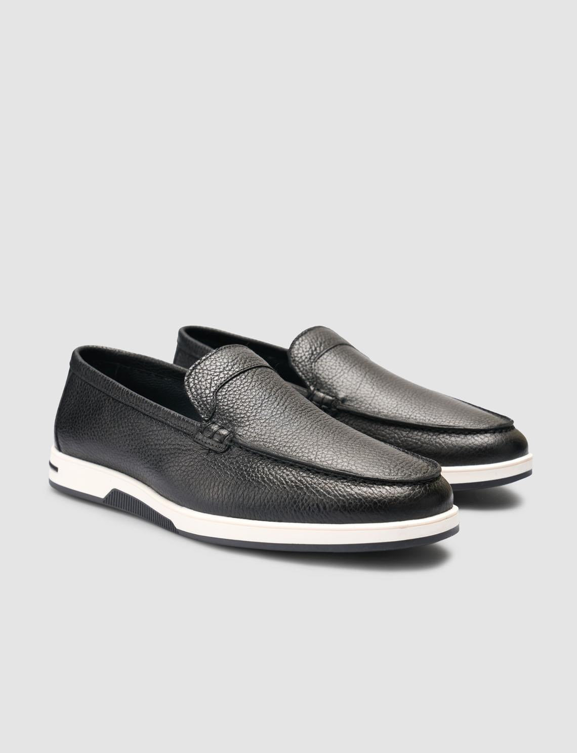 100% Genuine Leather Black Men's Loafer