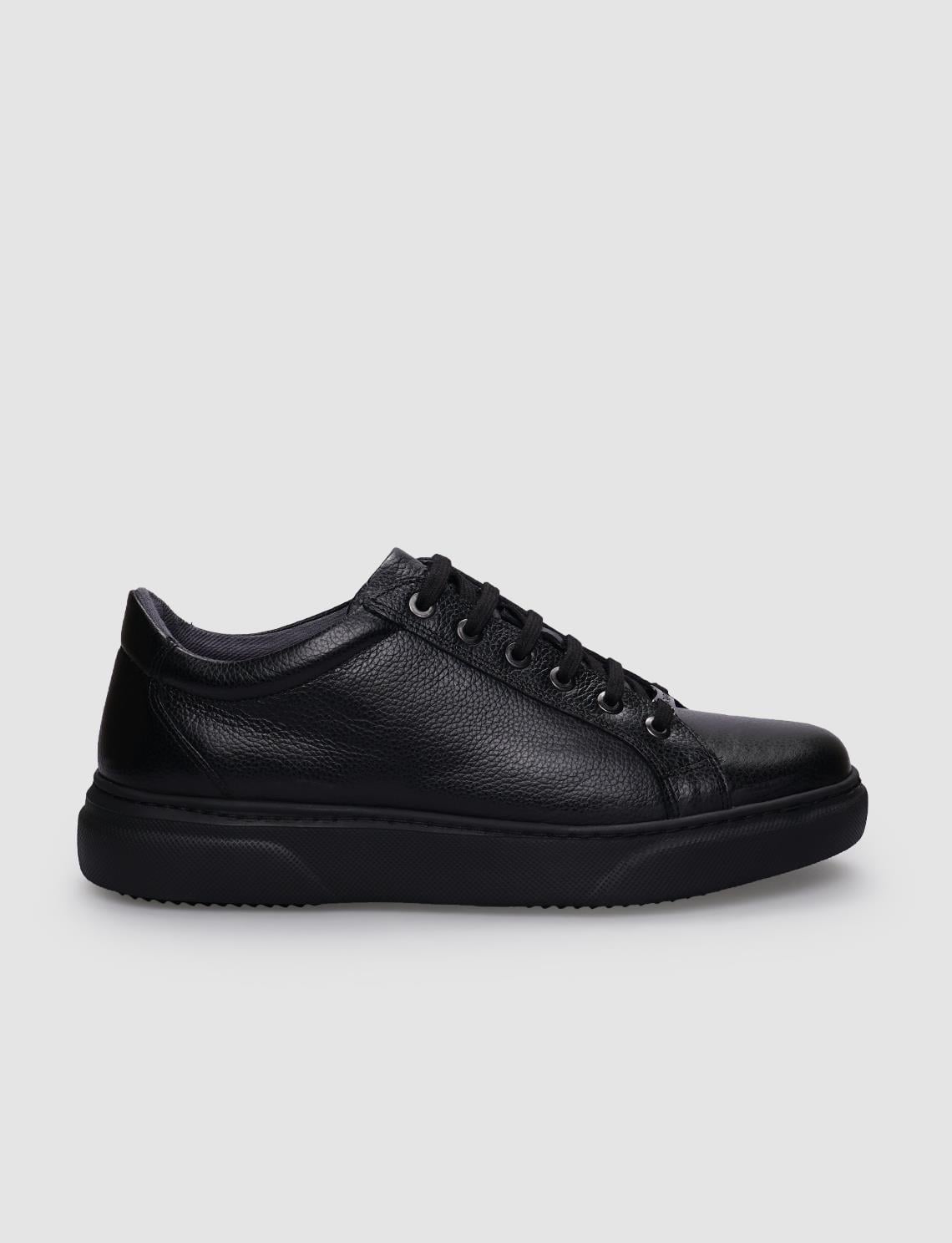 100% Genuine Leather Black Lace-up Men's Sneaker