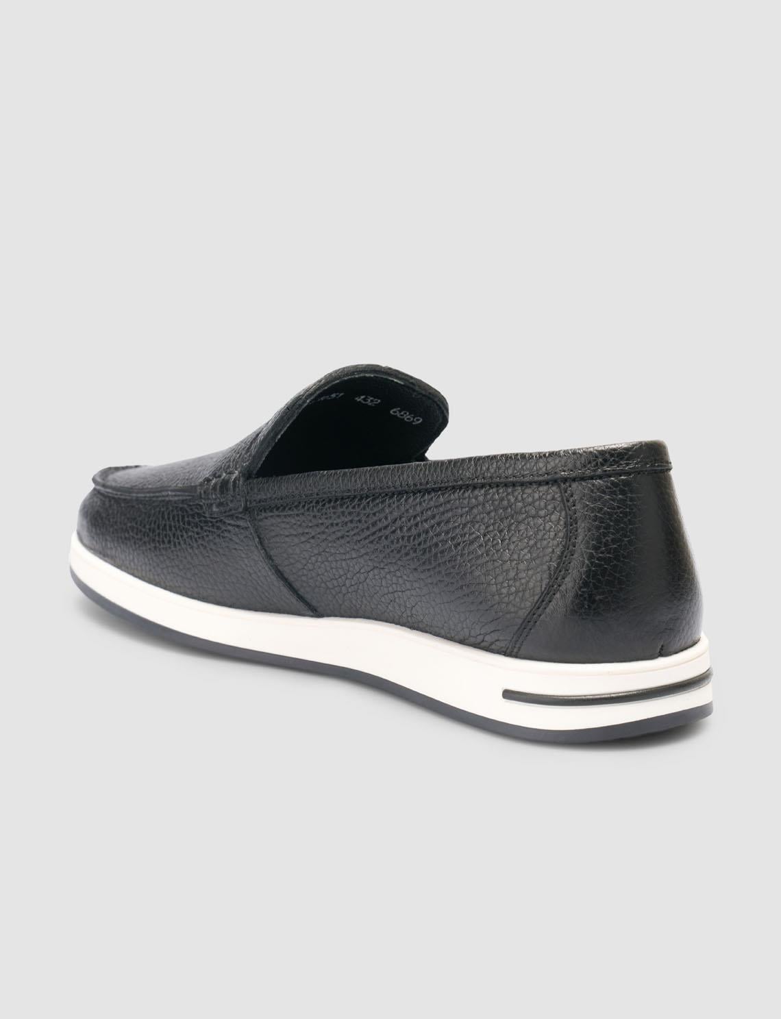 100% Genuine Leather Black Men's Loafer