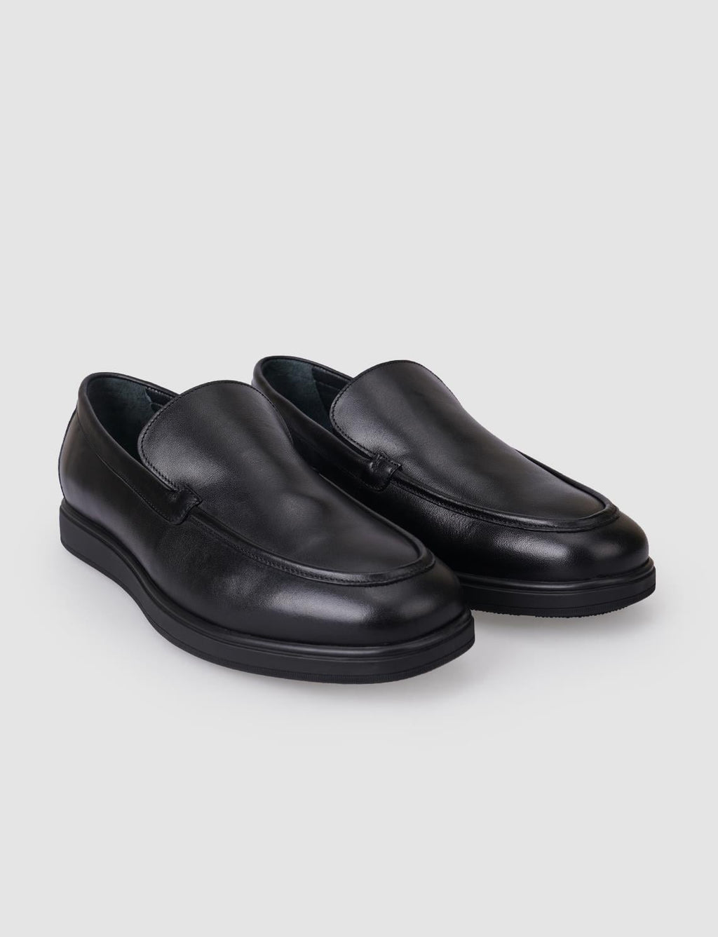 100% Genuine Leather Black Men's Loafer