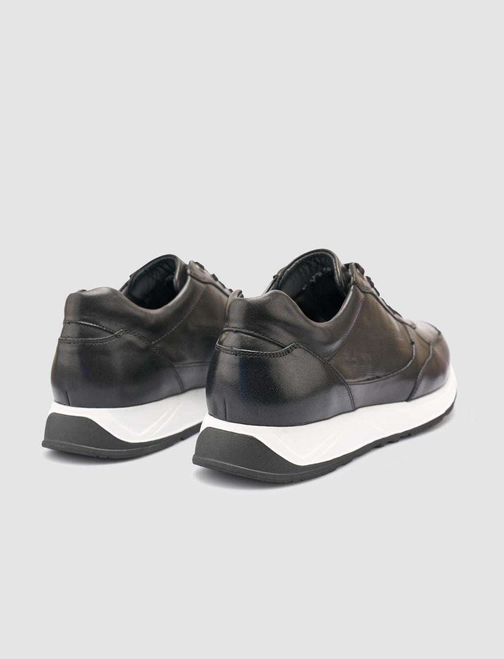 100% Genuine Leather Black Men's Athletic Shoes