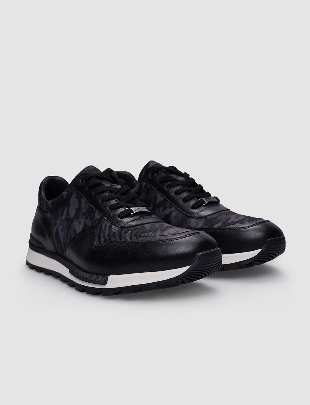 100% Genuine Leather Black Lace-up Camouflage Pattern Men's Sneaker
