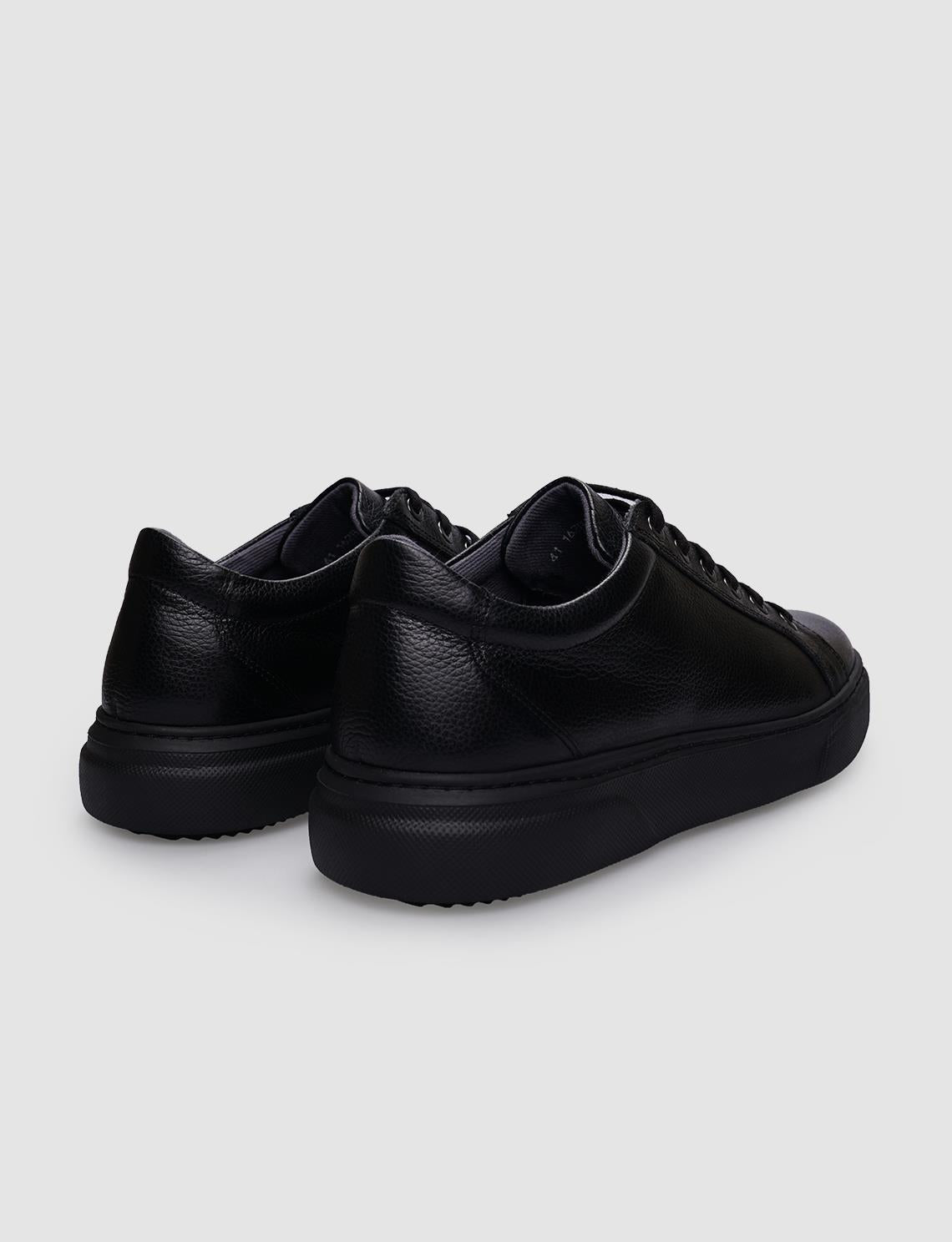 100% Genuine Leather Black Lace-up Men's Sneaker
