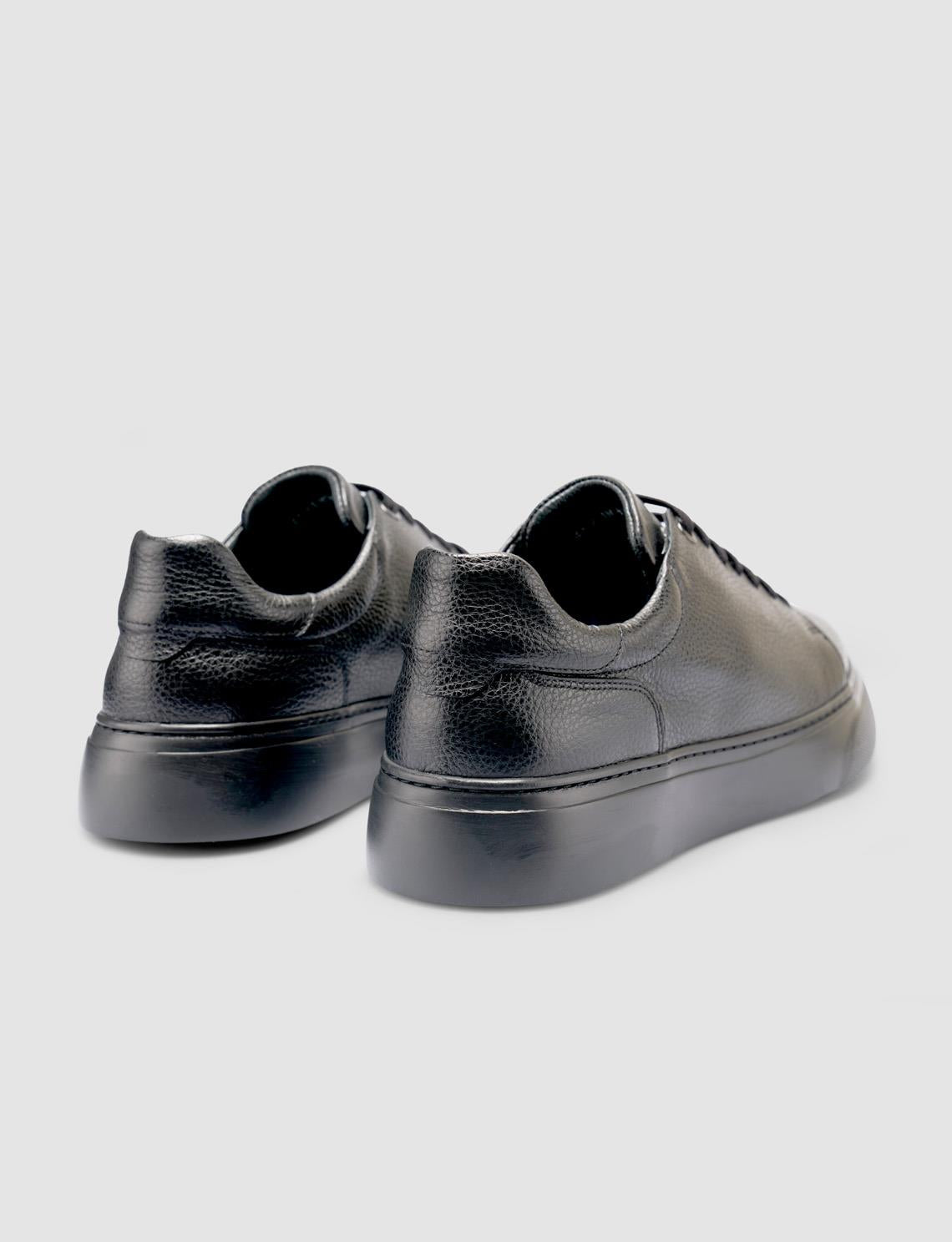 100% Genuine Leather Black Men's Athletic Shoes