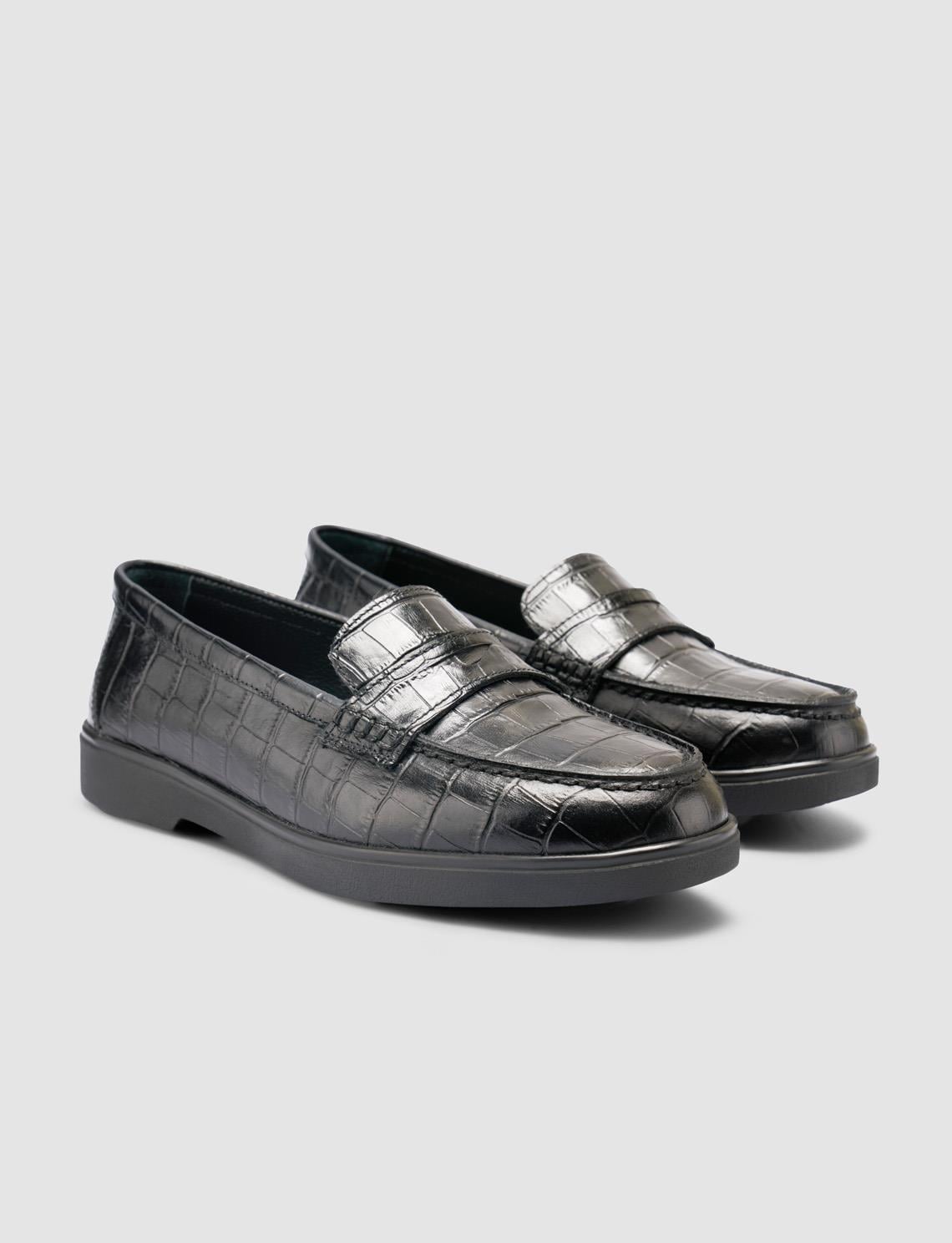 100% Genuine Leather Black Crocodile Pattern Women's Loafer