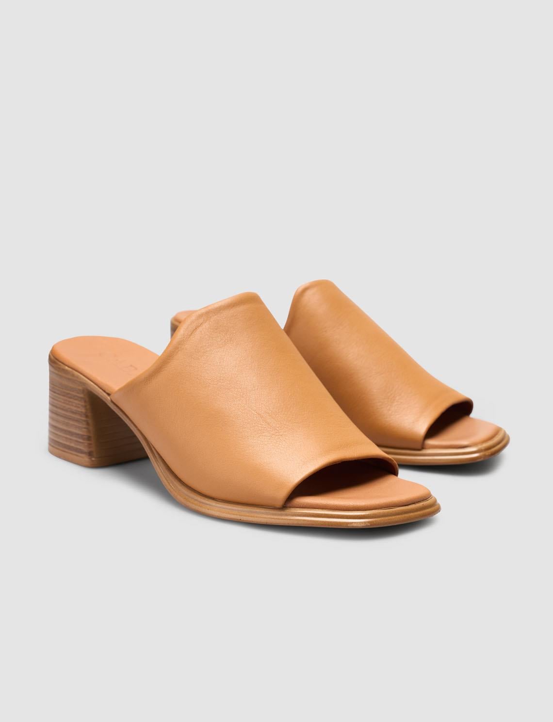 100% Genuine Leather Tan Heeled Women's Slippers