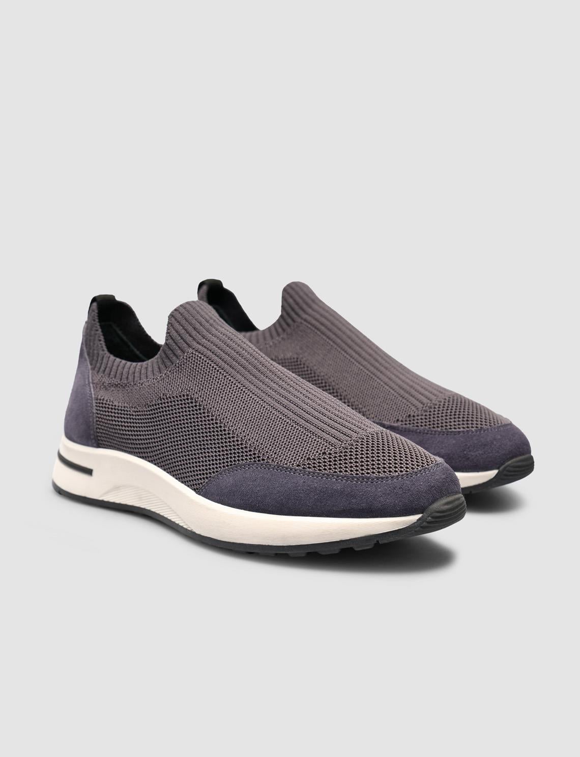 Grey Knitted Men's Athletic Shoes