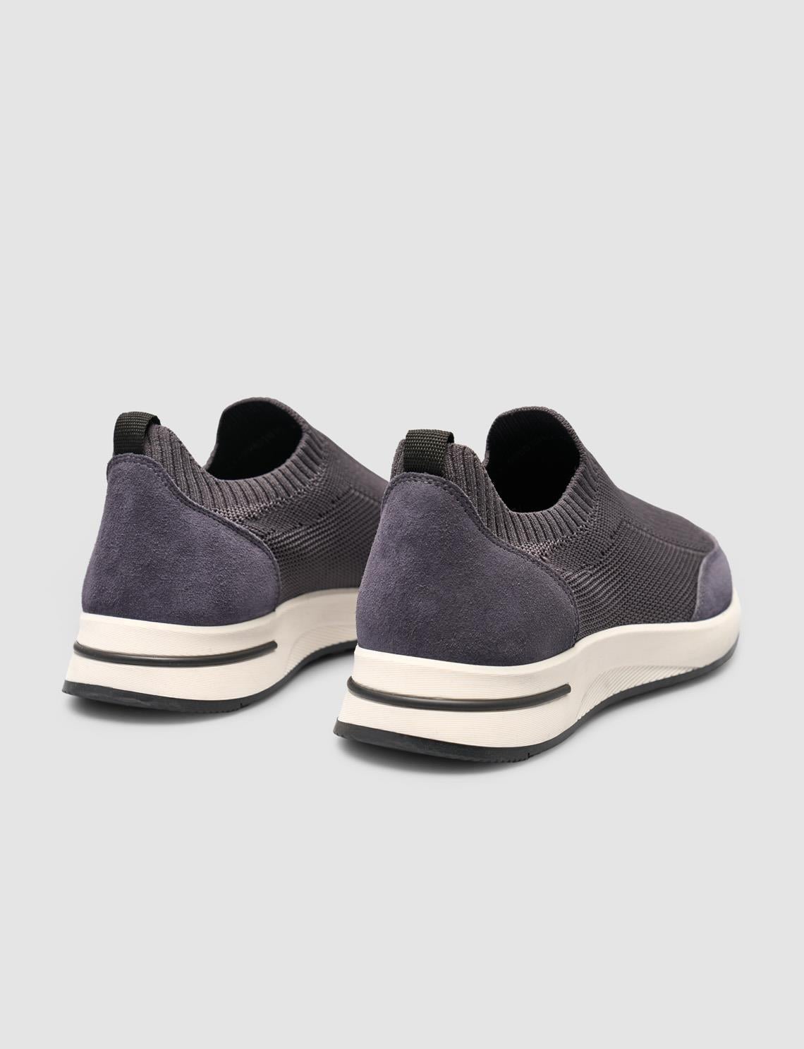 Grey Knitted Men's Athletic Shoes