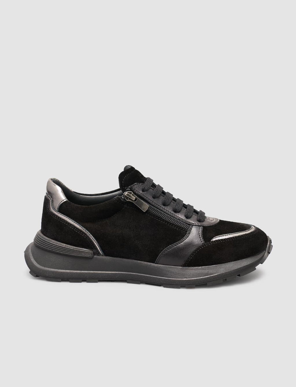 Monamae 100% Genuine Suede Black Women's Sneaker