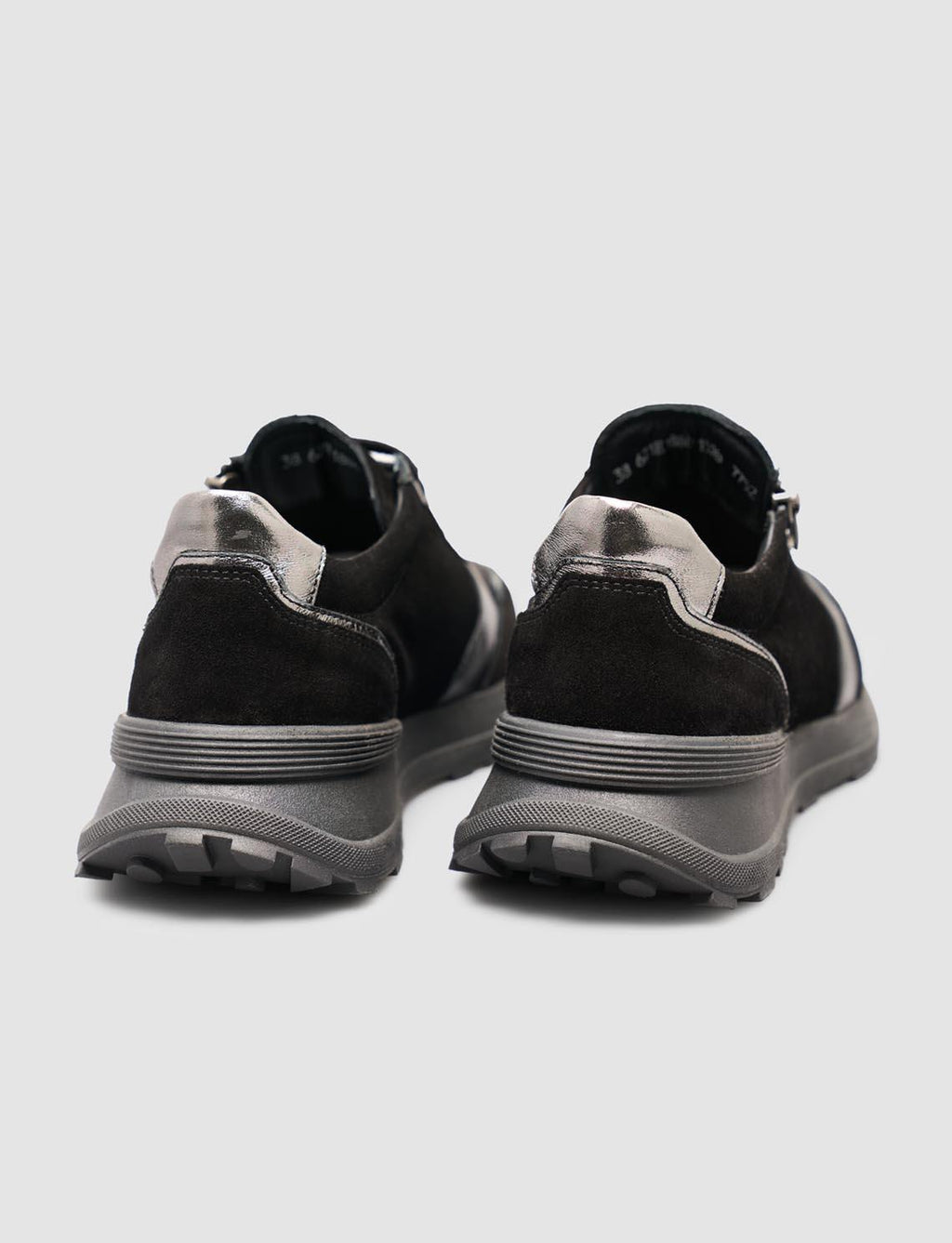 Monamae 100% Genuine Suede Black Women's Sneaker