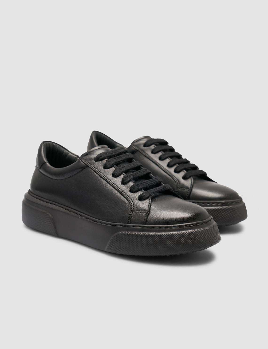 Monamae 100% Genuine Leather Black Women's Sneaker