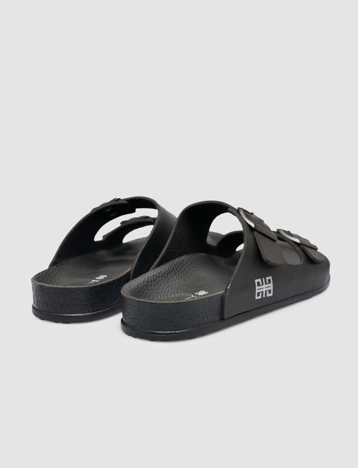 Black Men's Slippers with Buckle Detail