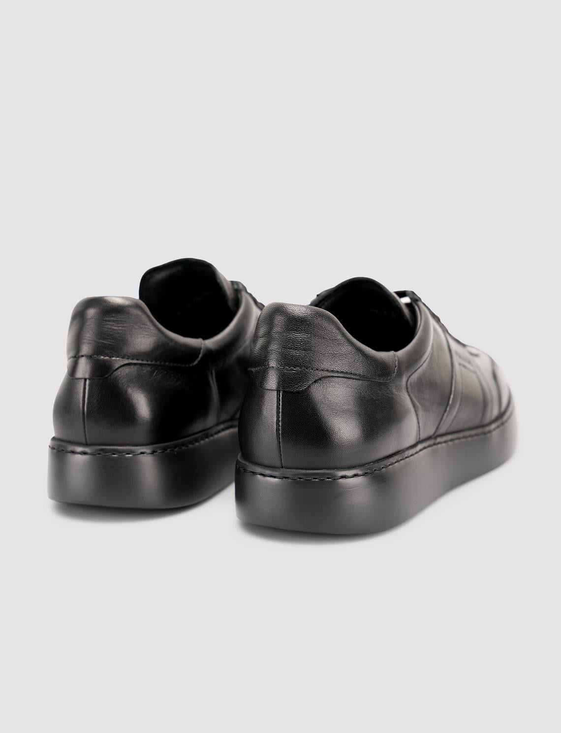 100% Leather Lace-up Black Men's Sneaker