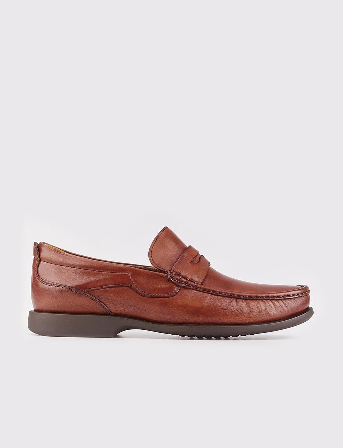 Men's Casual Shoes in Tan, Genuine Leather, Laceless.