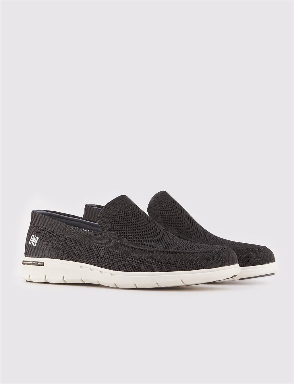Black Men's Casual Shoes with White Sole