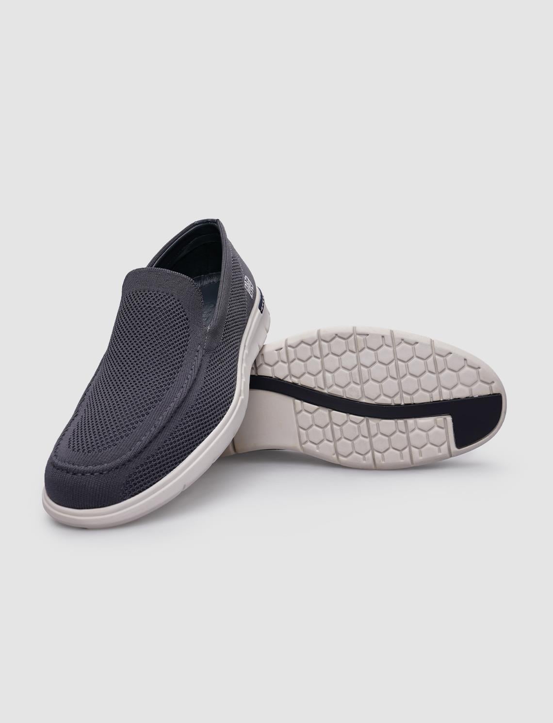 Grey Knitted Men's Casual Shoes