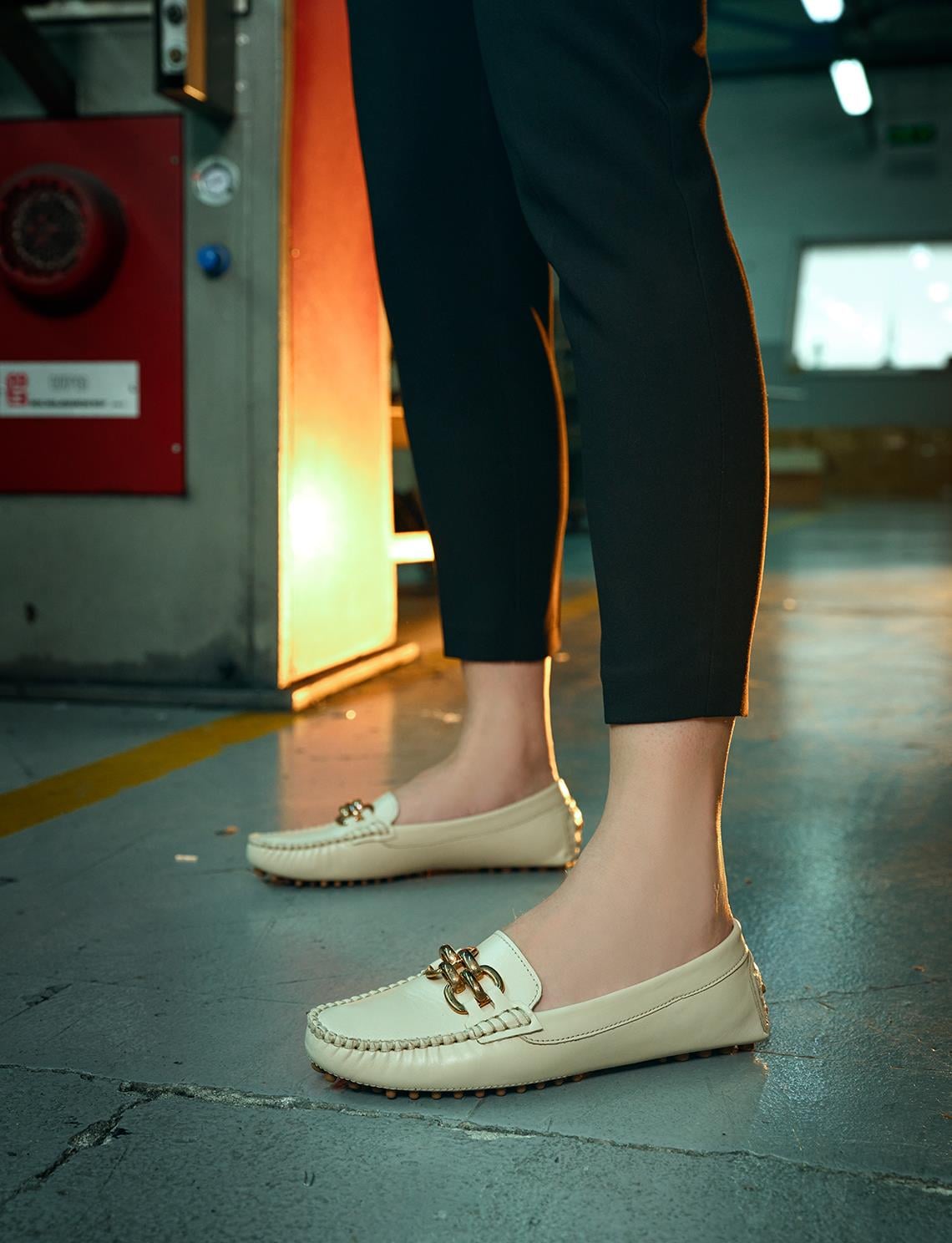 Genuine Leather Beige Buckle Women's Loafer