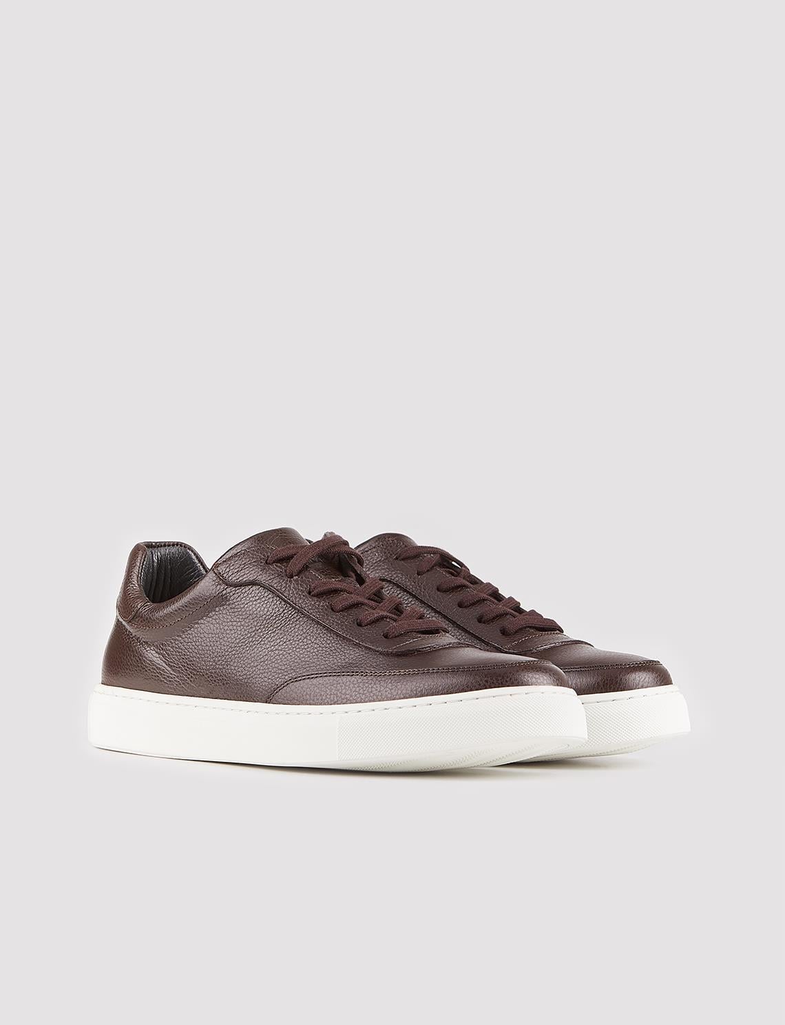 Genuine Leather Men's Athletic Shoes with White Sole and Brown Laces