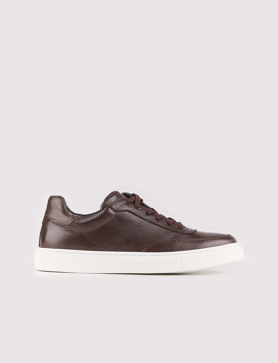 Genuine Leather Men's Athletic Shoes with White Sole and Brown Laces