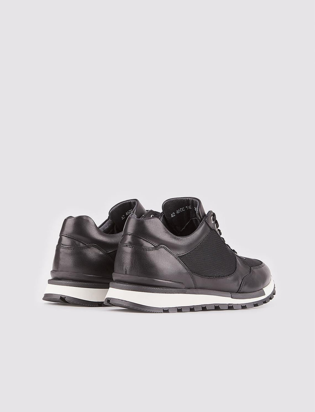 Genuine Leather Black Lace-up Men's Athletic Shoes with Leather Covering and Non-Slip Rubber Sole