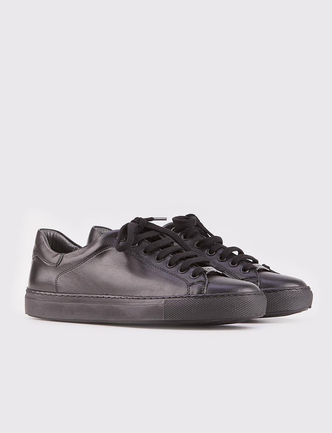 Genuine Leather Black Lace-Up Stitched Women's Athletic Shoes