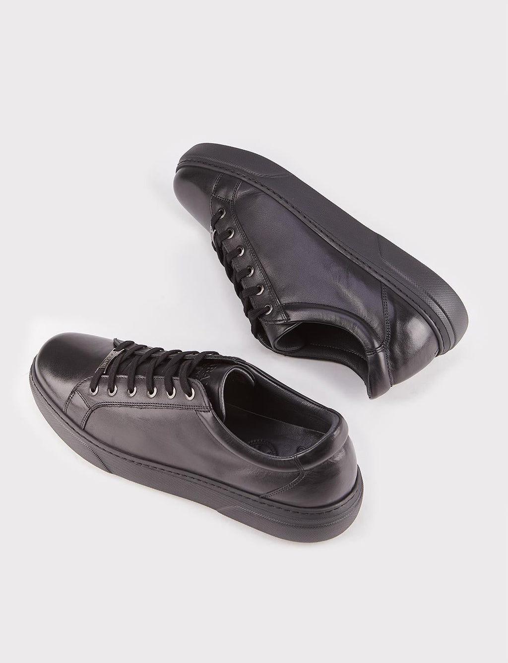 Genuine Leather Textured Black Lace-up Men's Athletic Shoes