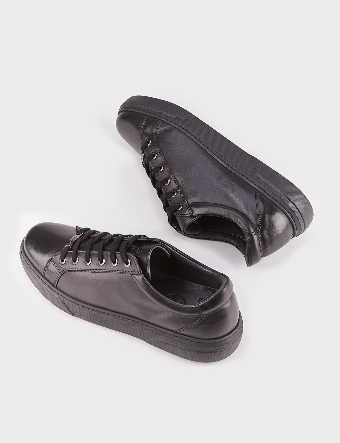 Genuine Leather Textured Black Lace-up Men's Athletic Shoes