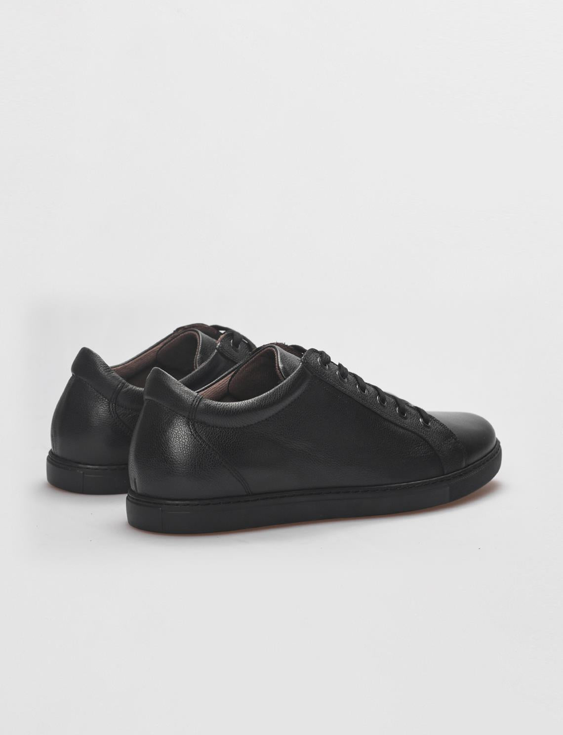 Genuine Leather Black Lace-up Men's Sneaker