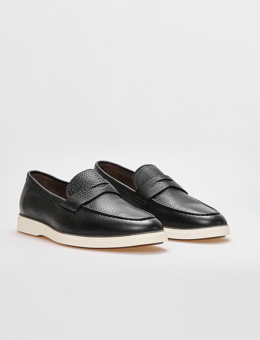 Genuine Leather Black and White Men's Casual Shoes (121353-1718)