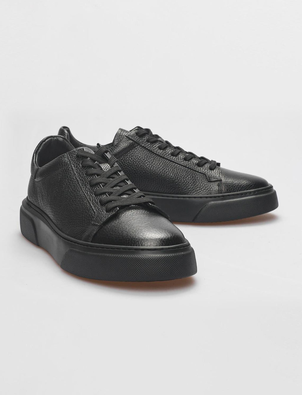Genuine Leather Black Lace-up Men's Athletic Shoes