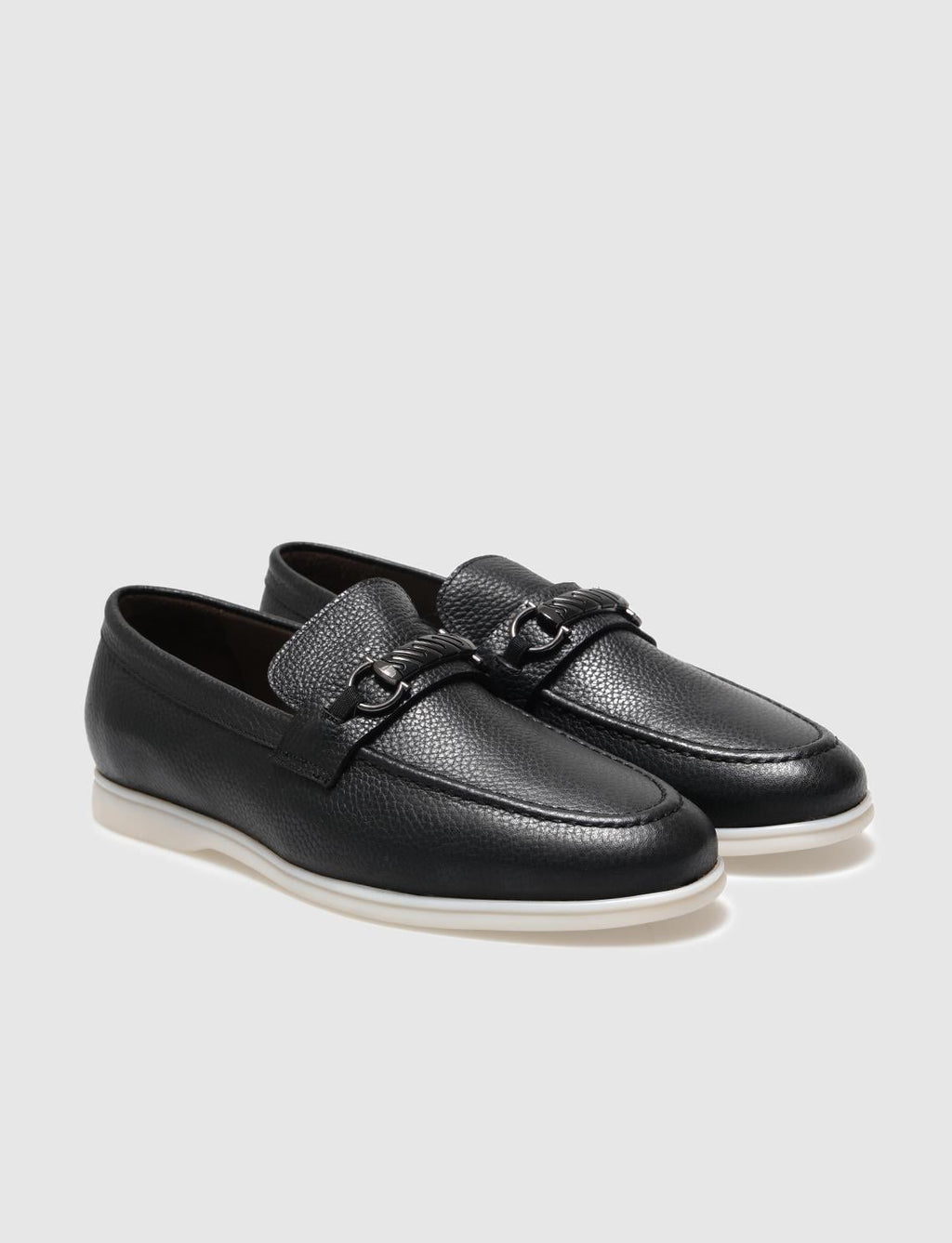 Genuine Leather Black and White Buckle Men's Casual Shoes (121413-1805)