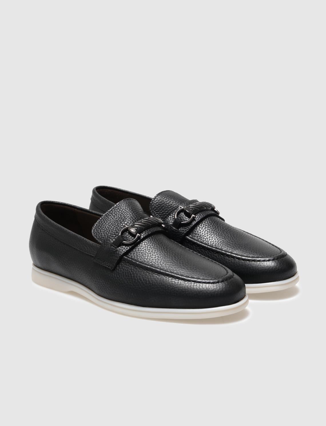 Genuine Leather Black and White Buckle Men's Casual Shoes (121413-1805)