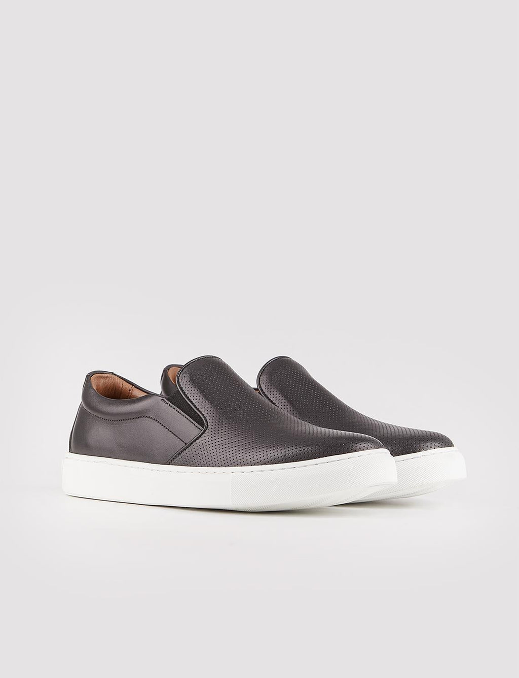 Rubber White Sole Genuine Leather Black Men's Athletic Shoes