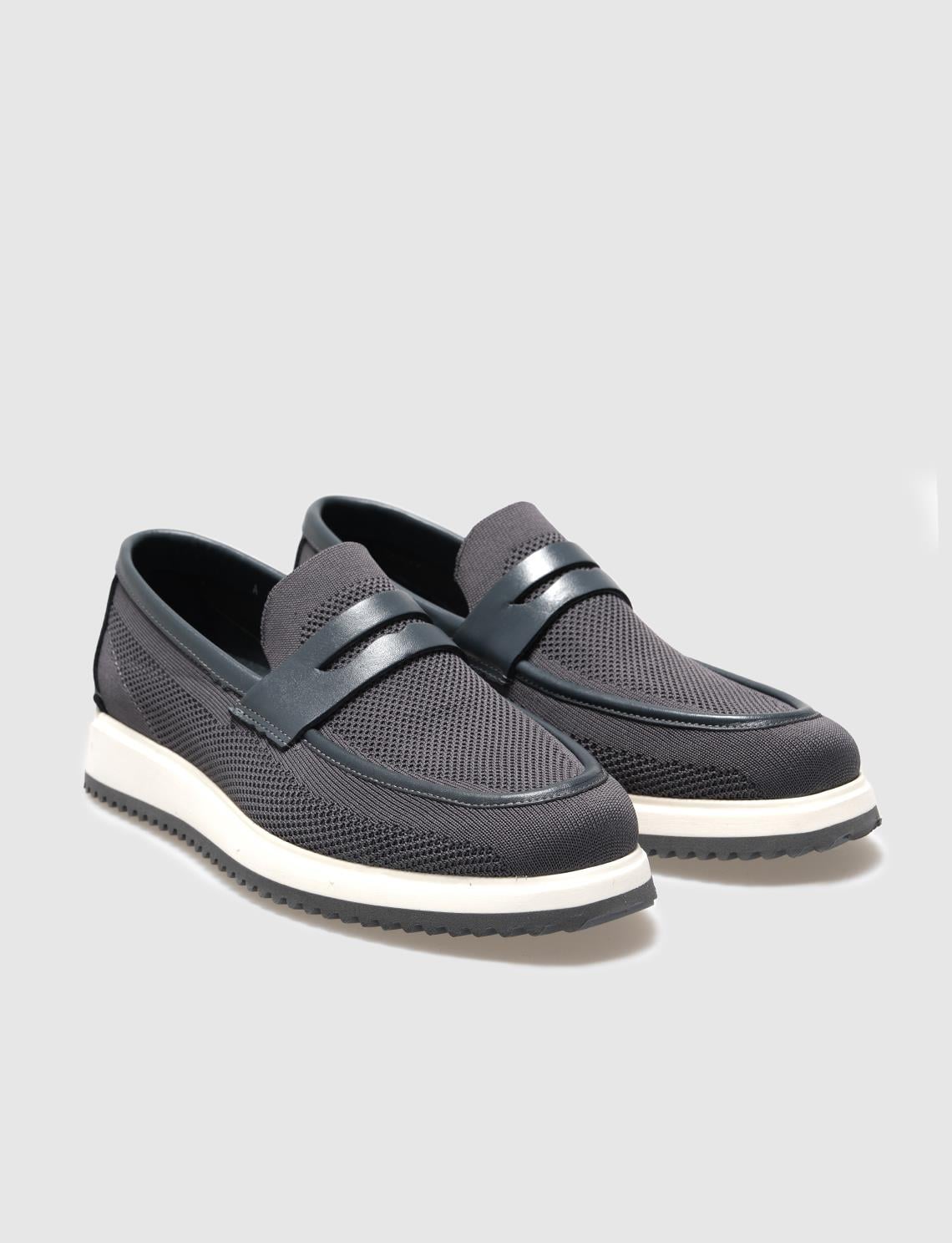 Grey Knitted Men's Casual Shoes