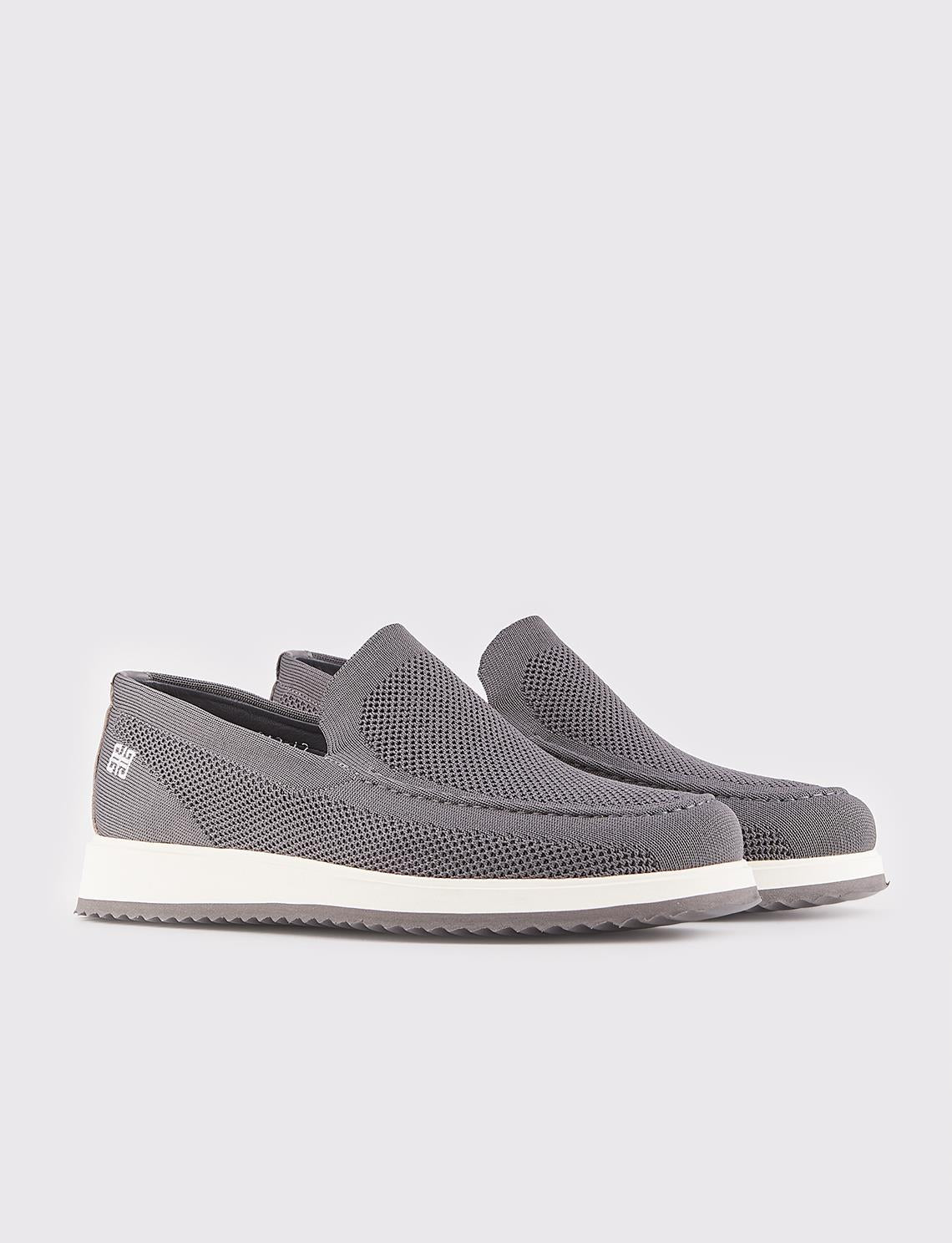 Grey Knitted Men's Ready-Made Casual Shoes