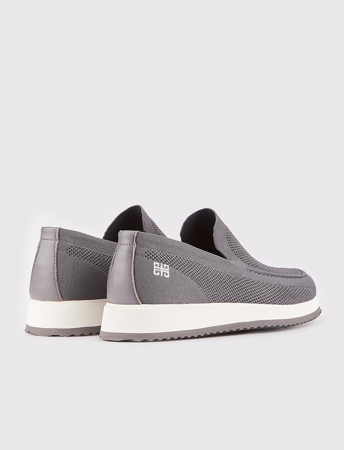Grey Knitted Men's Ready-Made Casual Shoes