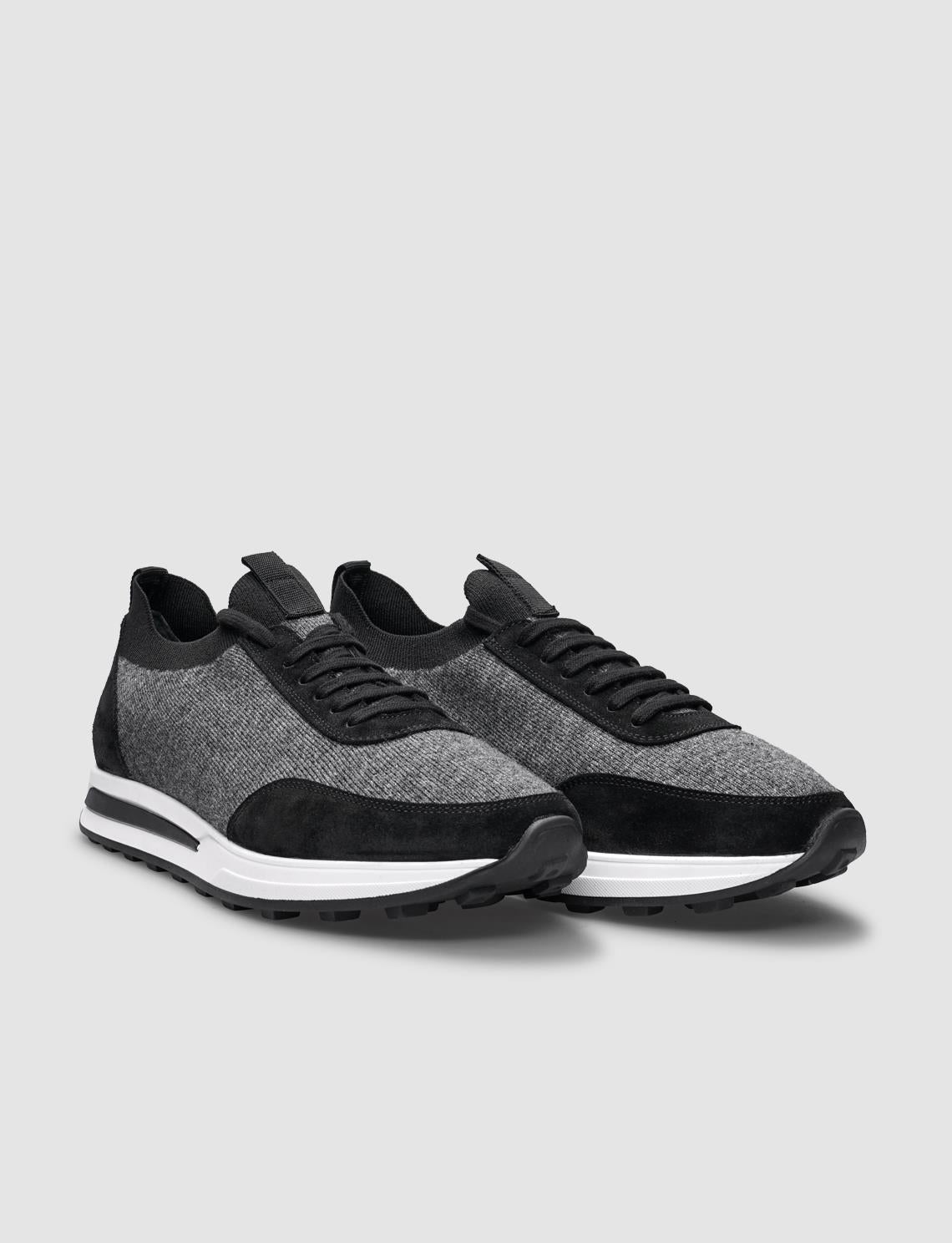 Knitted Black Lace-up Men's Athletic Shoes